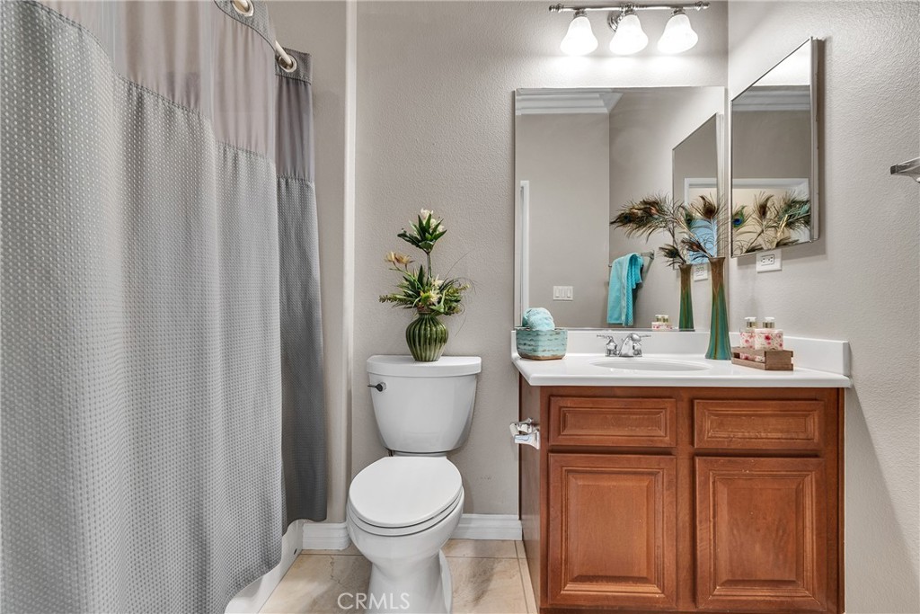 176 Potter Property Photo 28