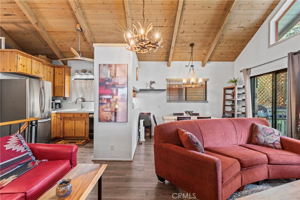 760 Lake Drive Property Photo 3