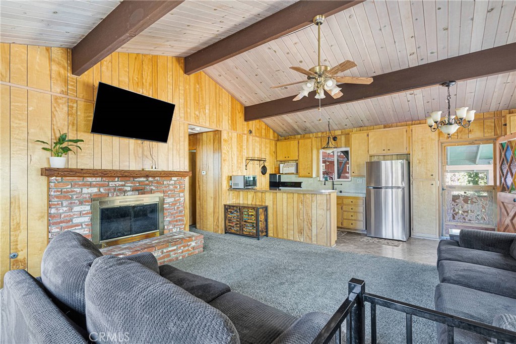 23660 Shady Lane Property Photo 5