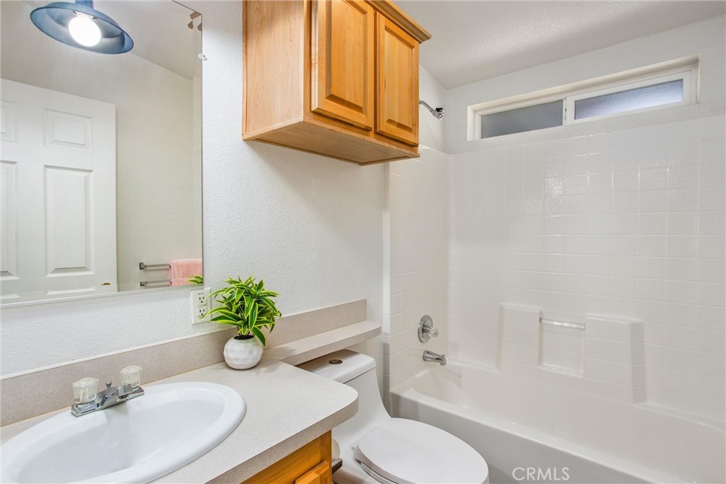 4133 W Wilson Street 70 Property Photo 16