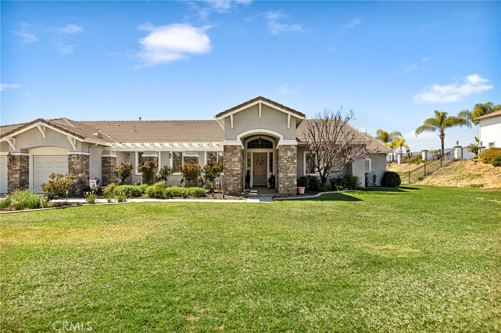 2020 Horse Trail Drive Property Photo