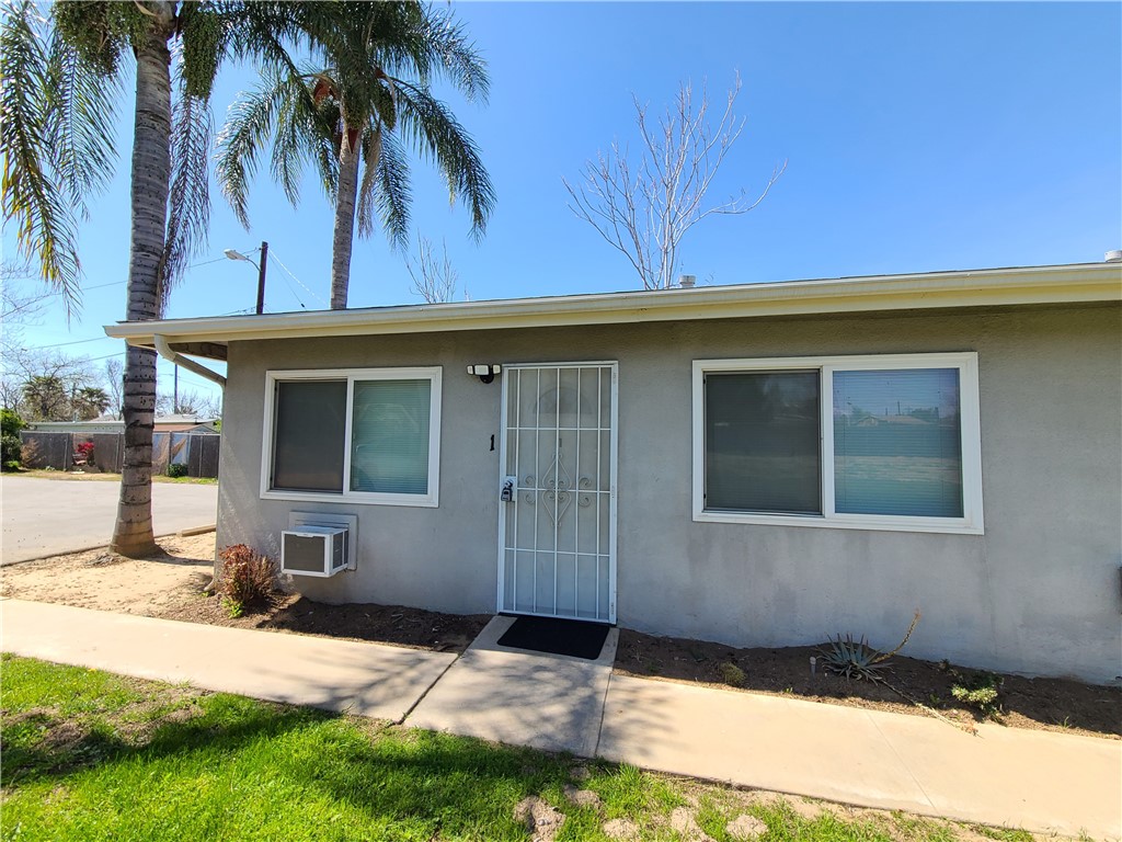 21808 Walnut Avenue 1 Property Photo