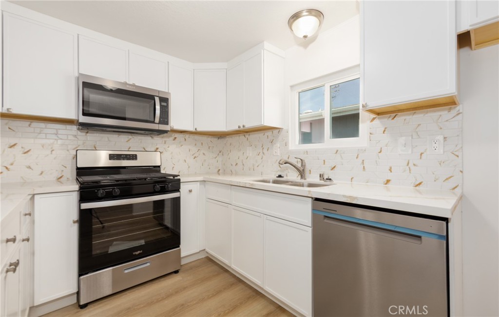 3800 W Wilson Street 2 Property Photo 10