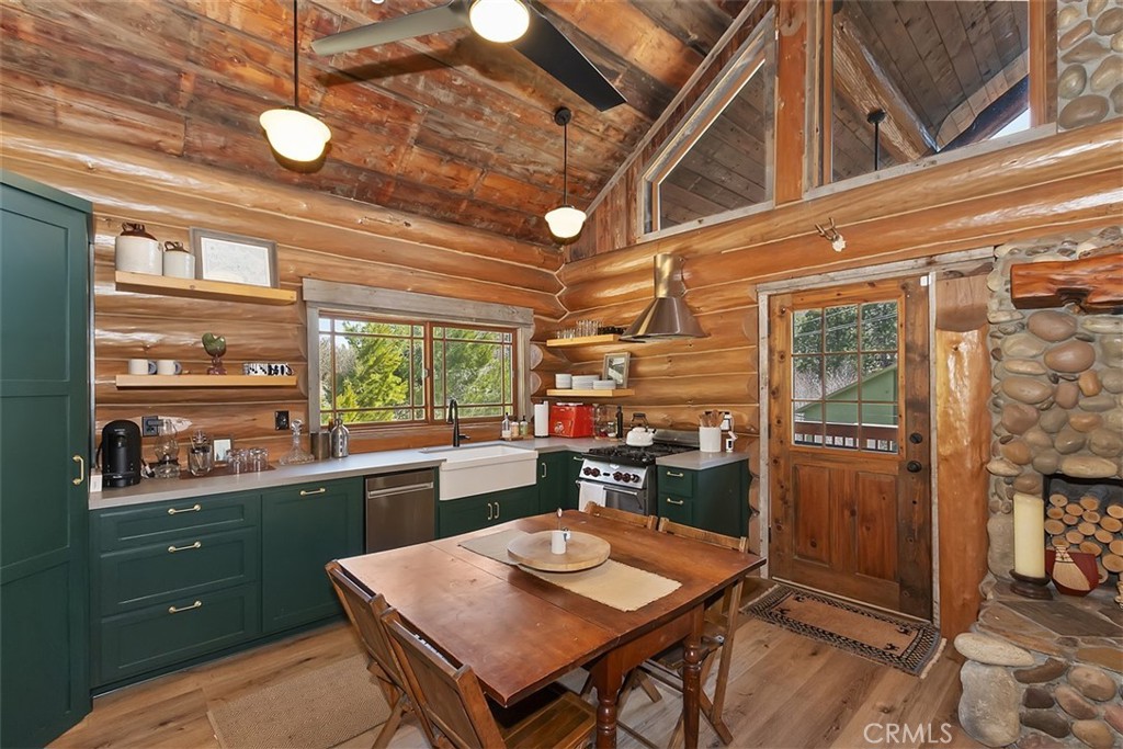 29632 Hook Creek Road Property Photo 10