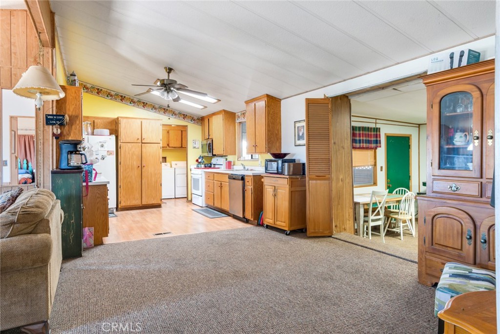 14250 Howe Place Property Photo 18
