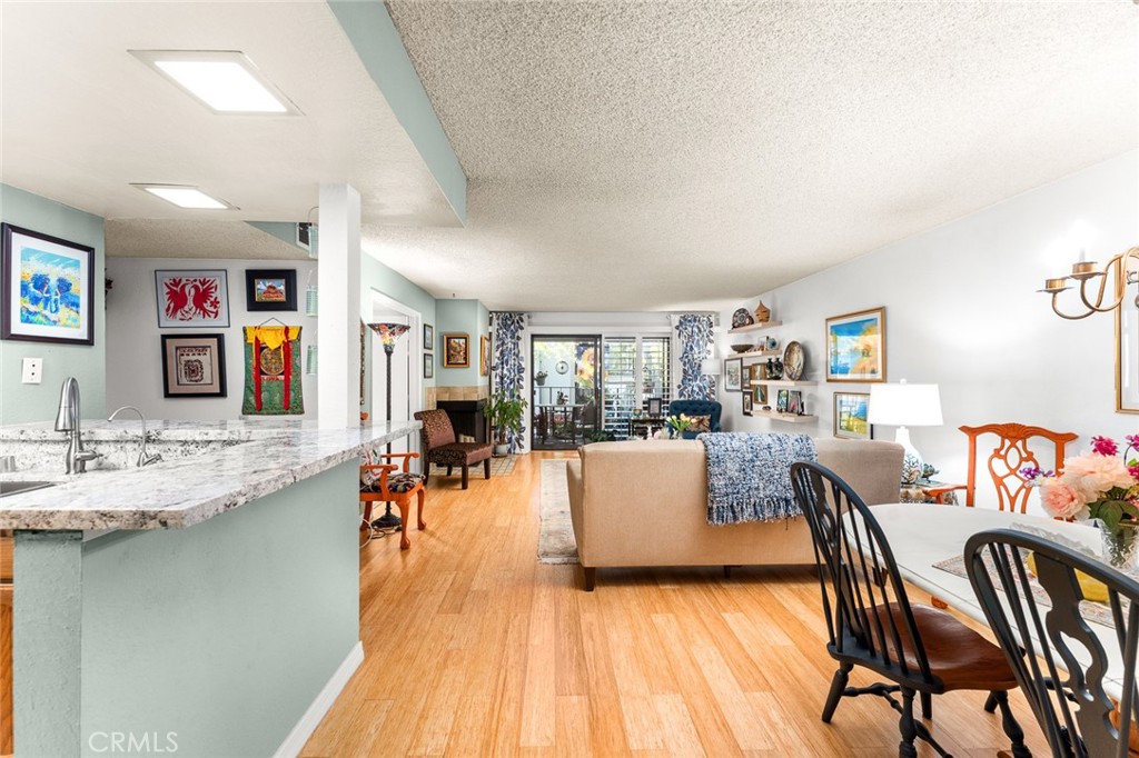 254 E Fern Avenue 207 Property Photo 2