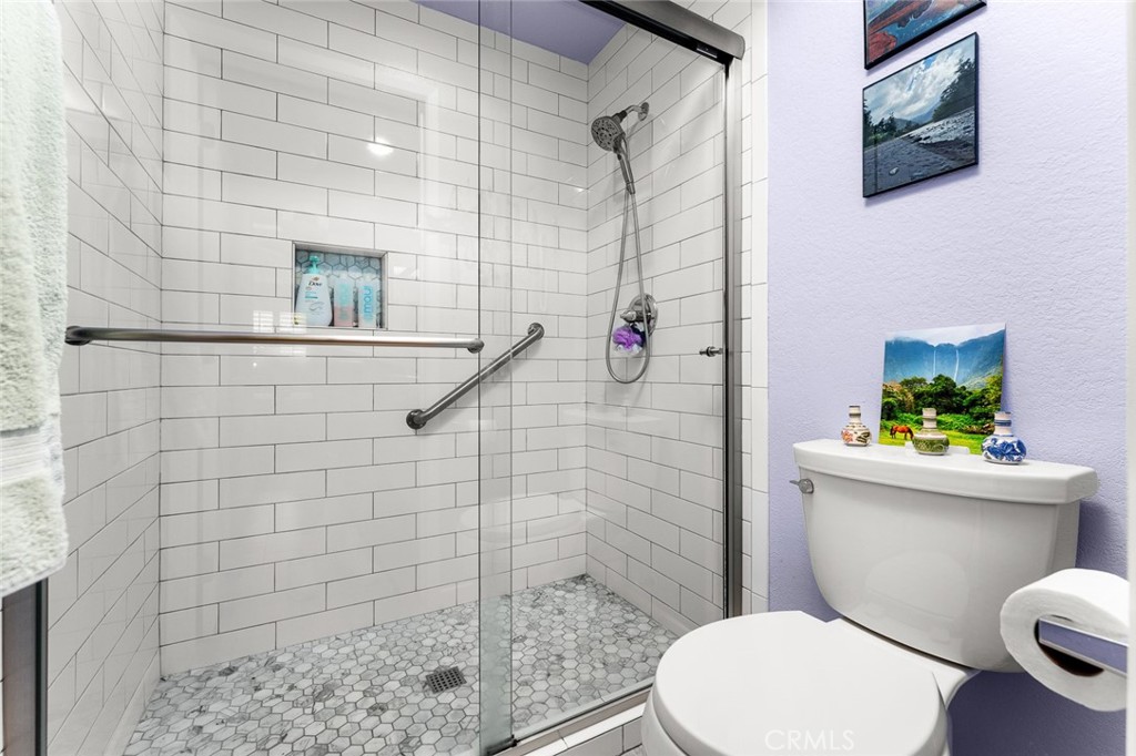 254 E Fern Avenue 207 Property Photo 18
