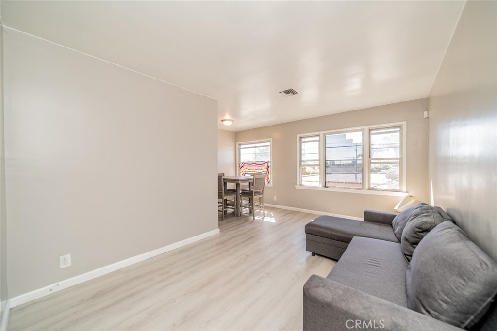 541 Elm Avenue Property Photo 28