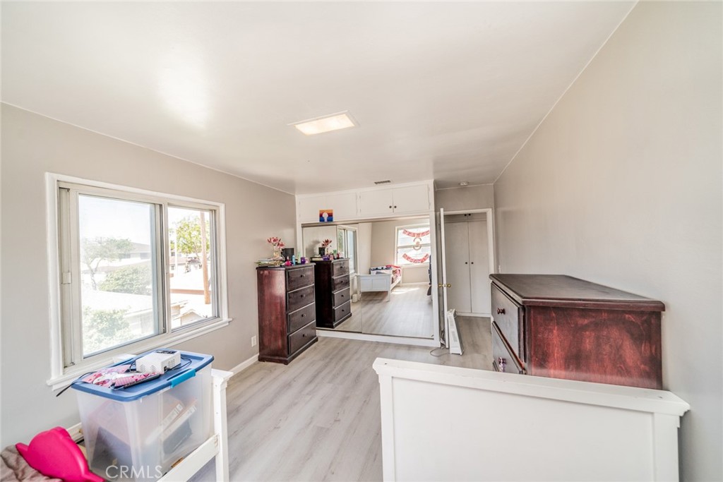 541 Elm Avenue Property Photo 39