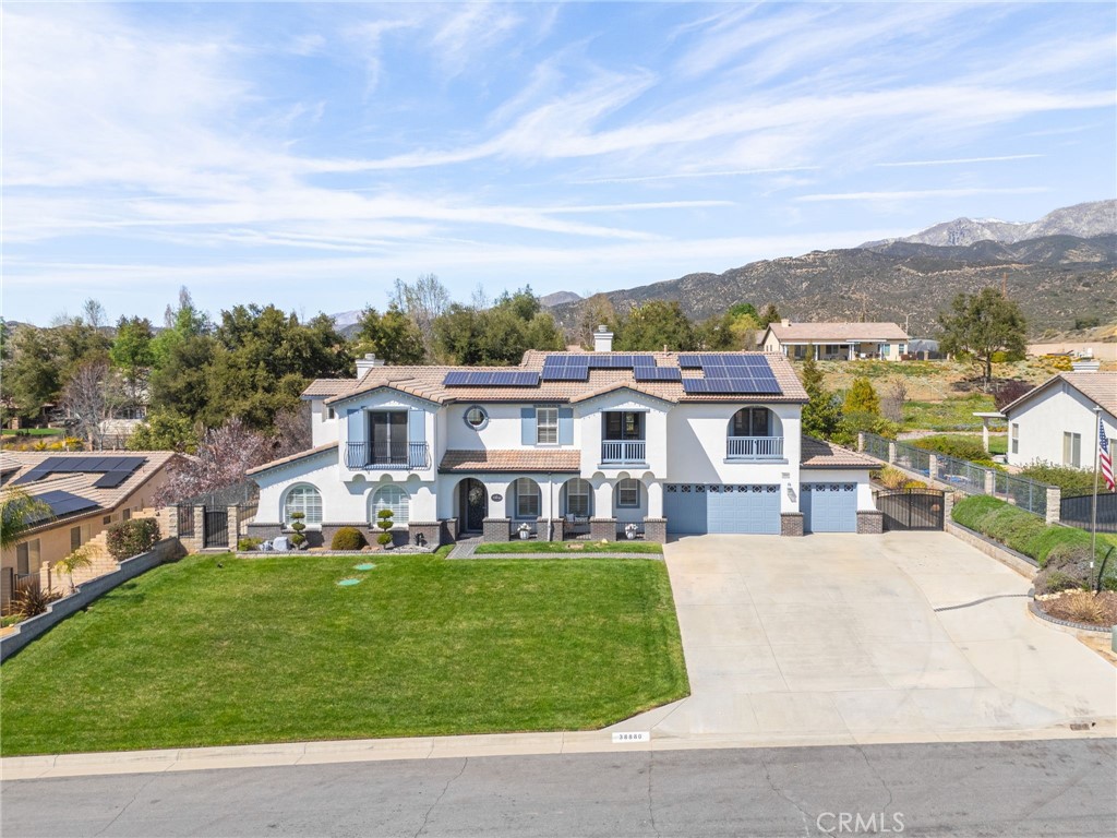 38880 Finch Drive Property Photo 1
