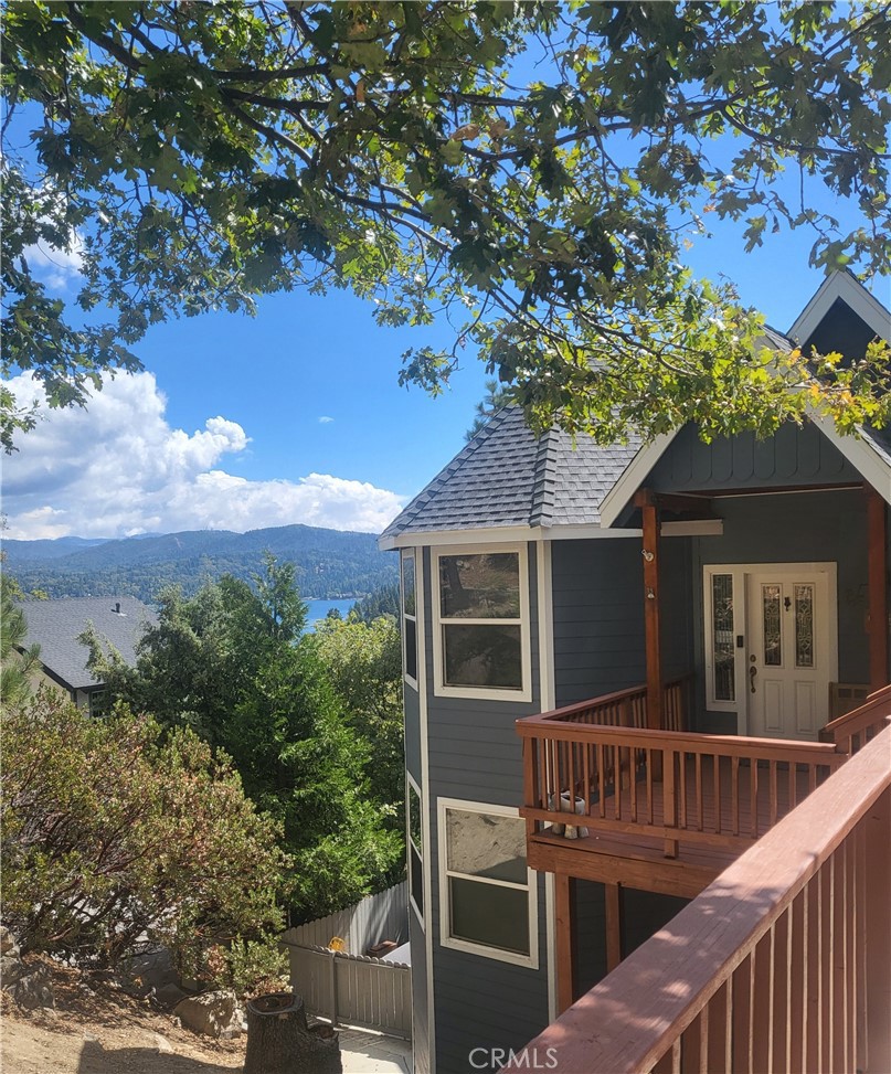 27431 Alpen Property Photo 1