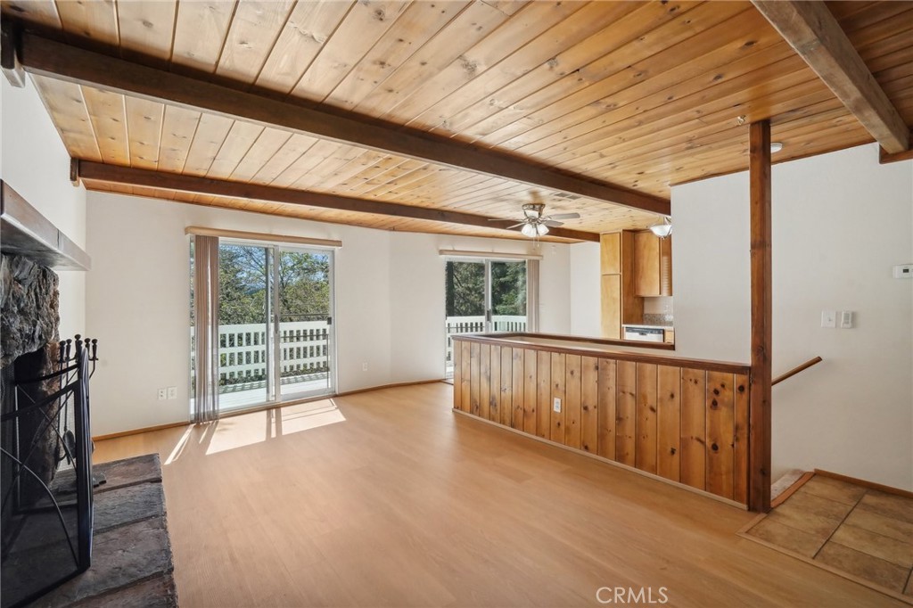 491 Violet Drive Property Photo 4