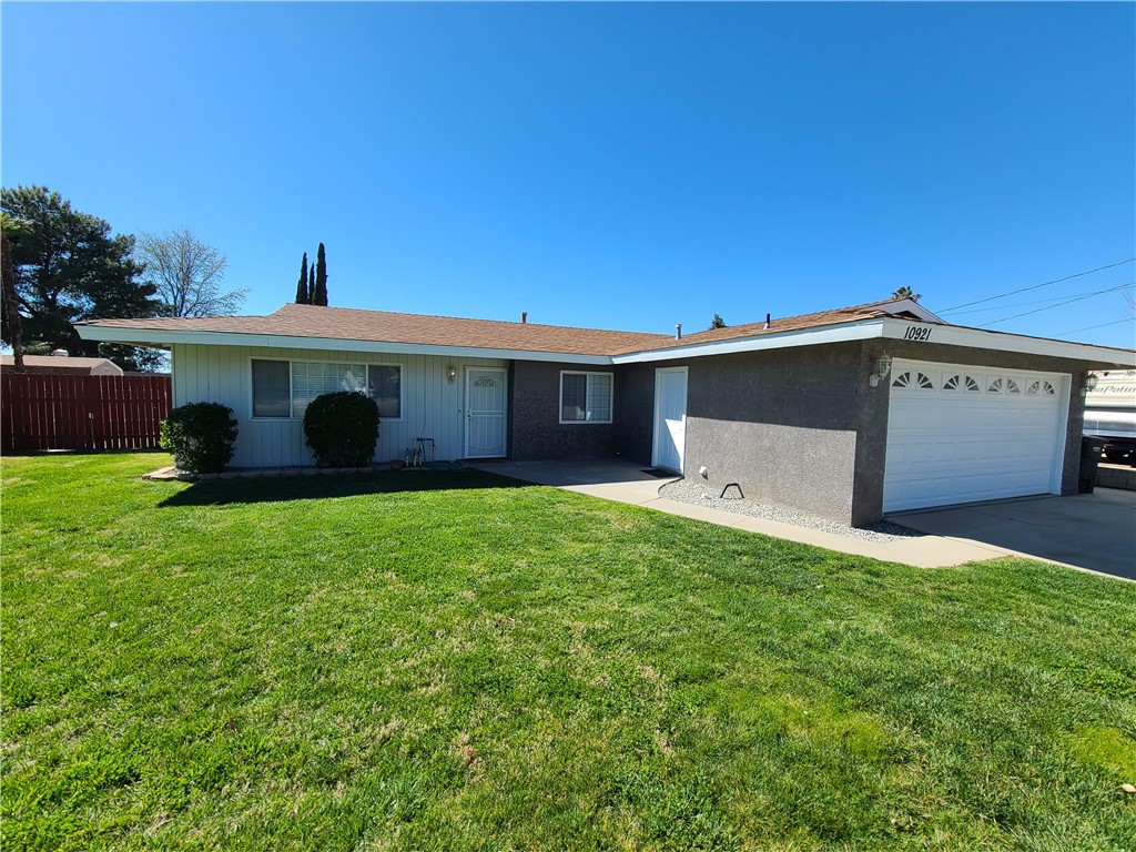 10921 Winesap Avenue Property Photo