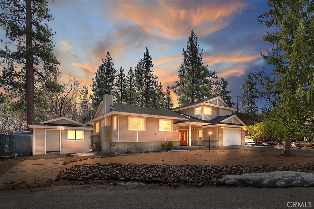 279 Bluebird Court Property Photo