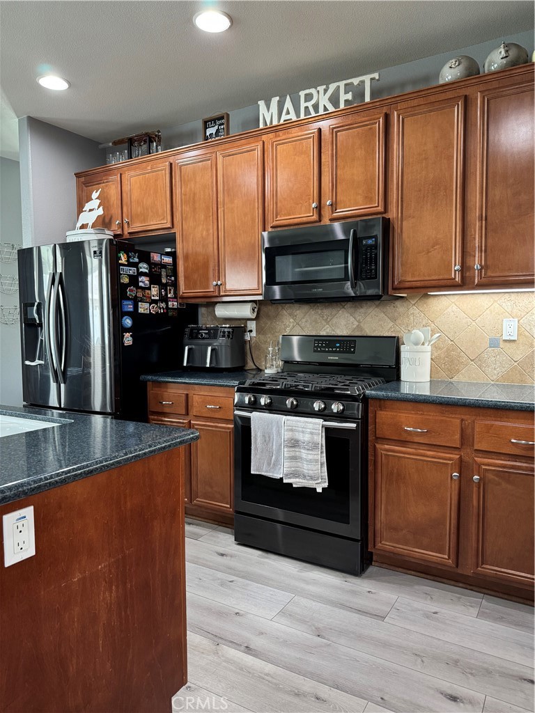 1539 Shadow Hill Trail Property Photo 8