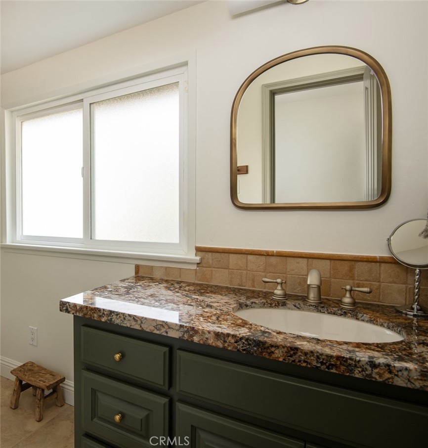 28925 North Shore Road Property Photo 13
