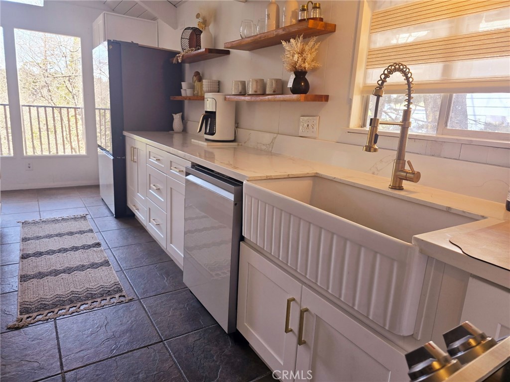 628 Rose Lane Property Photo 12