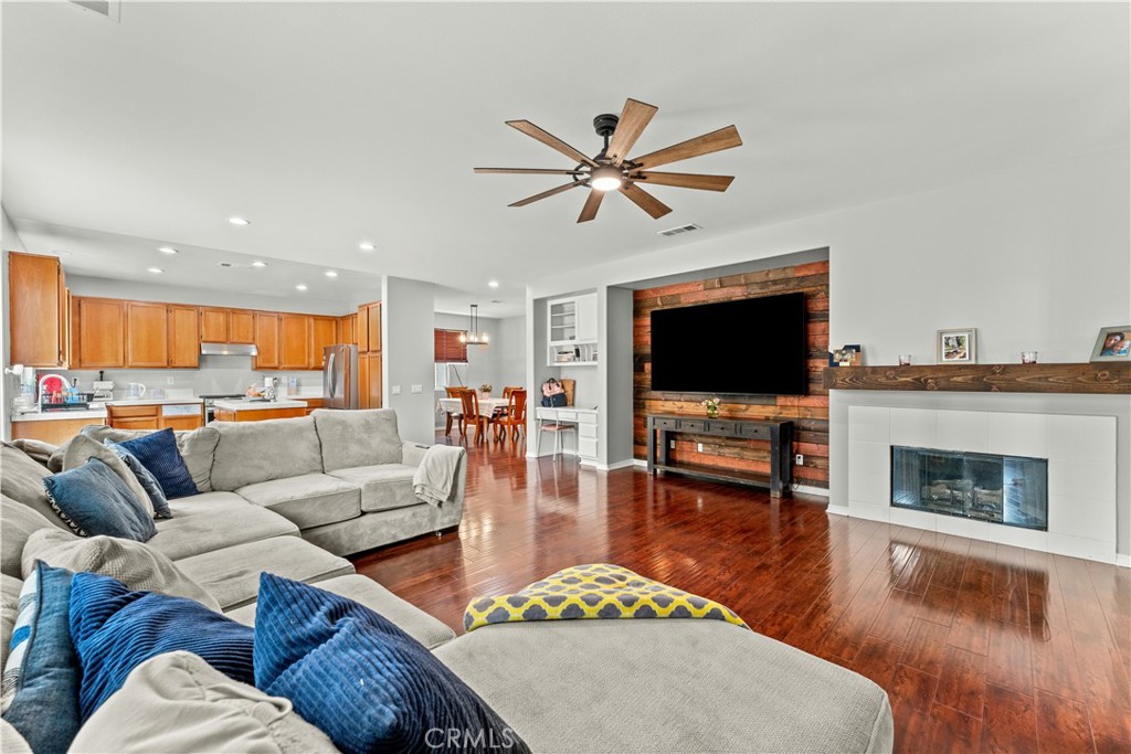1686 Cactus Wren Court Property Photo