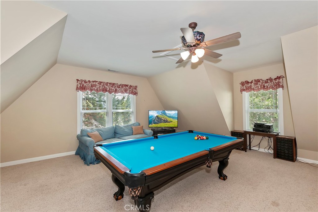 27601 Cedarwood Drive Property Photo 25
