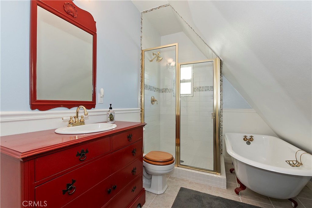 27601 Cedarwood Drive Property Photo 29