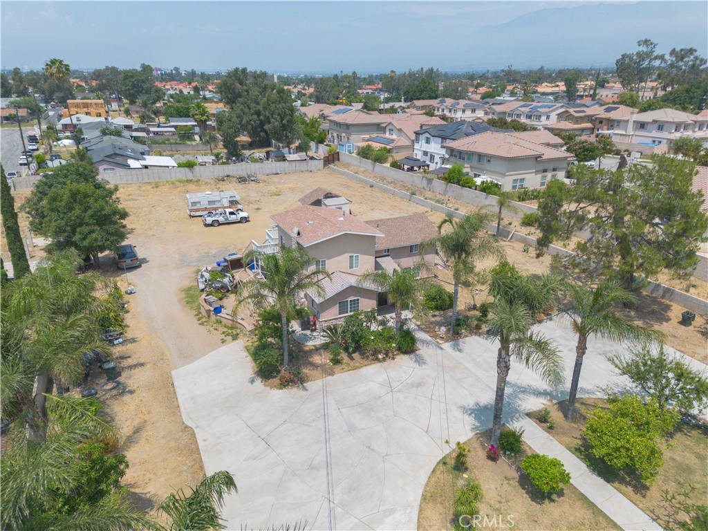 9408 Poplar Avenue Property Photo 3