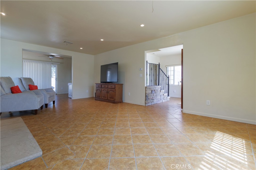 9408 Poplar Avenue Property Photo 17