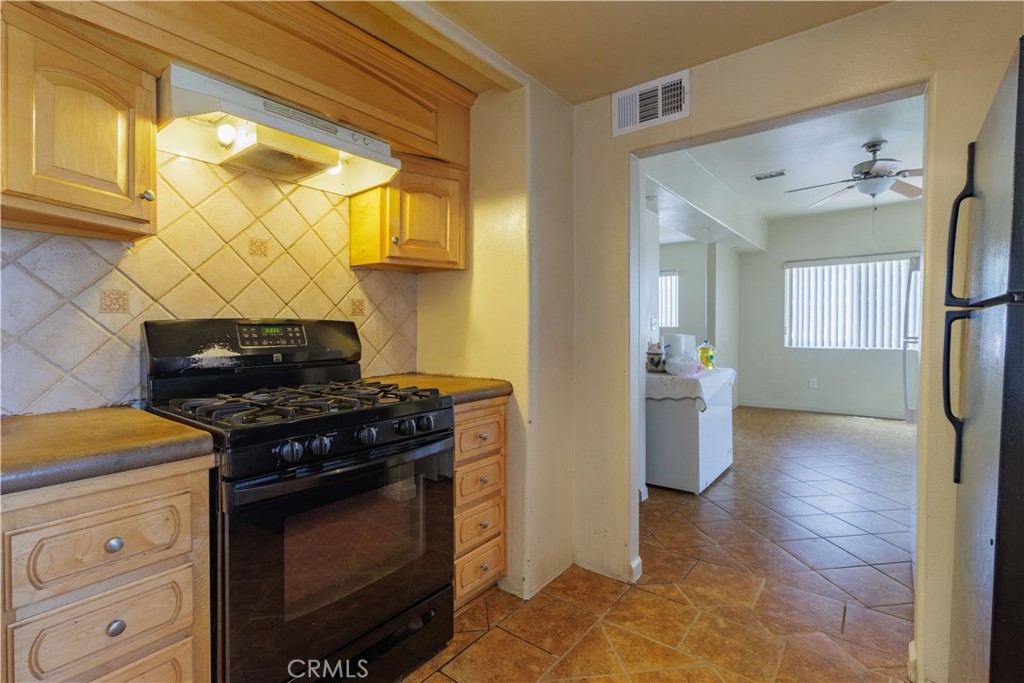 9408 Poplar Avenue Property Photo 22