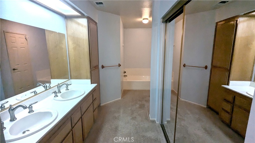 2968 Summer Set Circle Property Photo 21