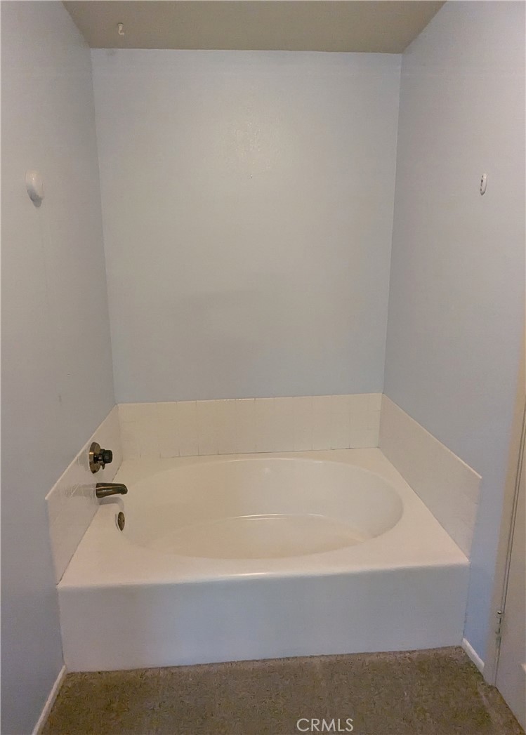 2968 Summer Set Circle Property Photo 24