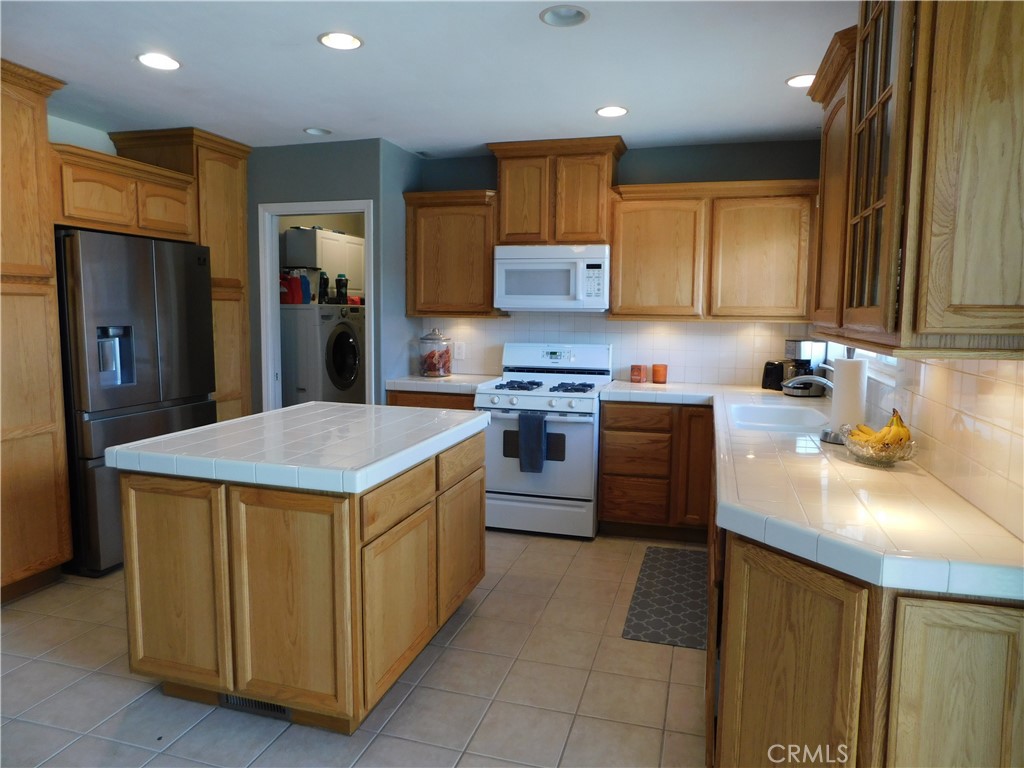35054 Kimberly Lane Property Photo 16