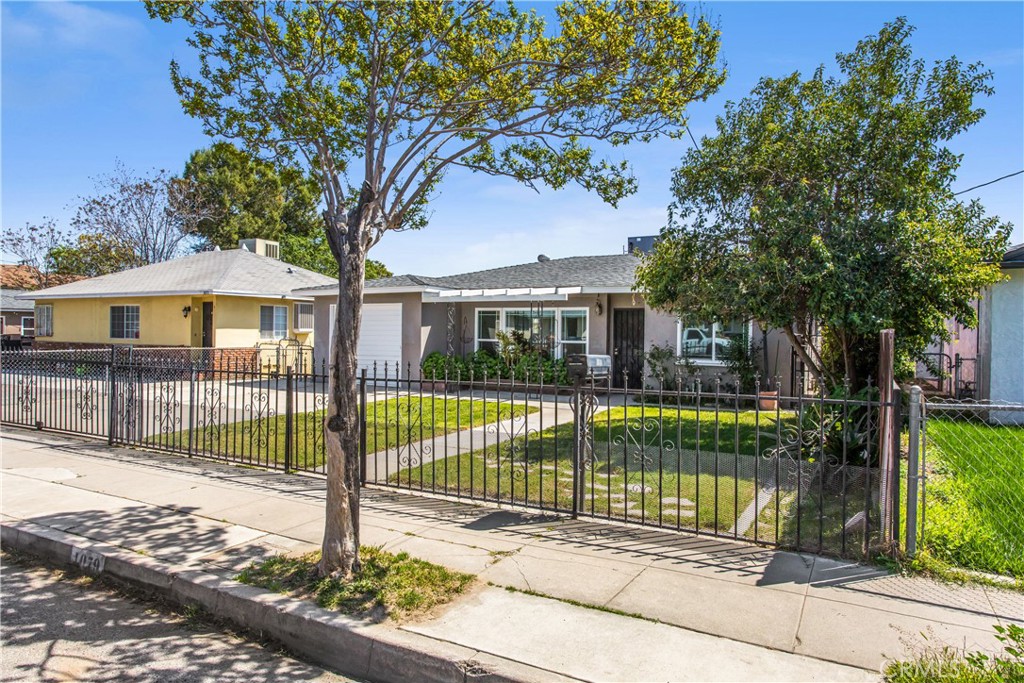 1079 W Evans Street Property Photo 4