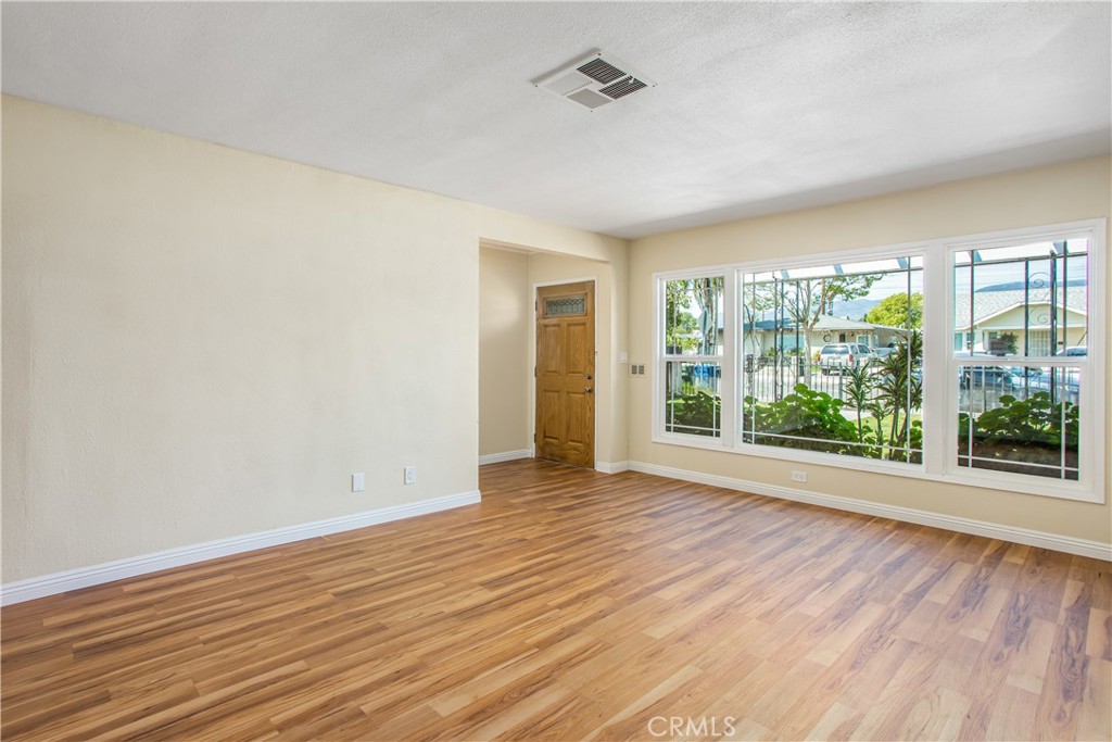 1079 W Evans Street Property Photo 11