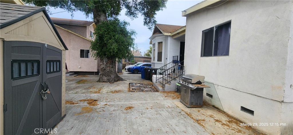 1399 W 39th Street Property Photo 9