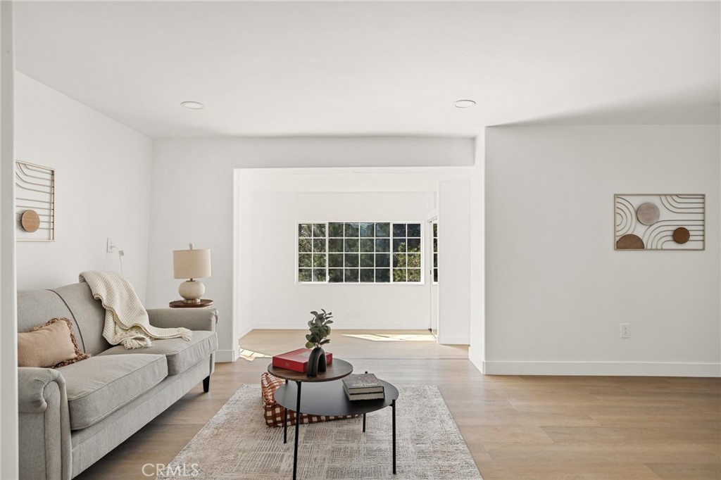 27757 North Bay Road Property Photo 18