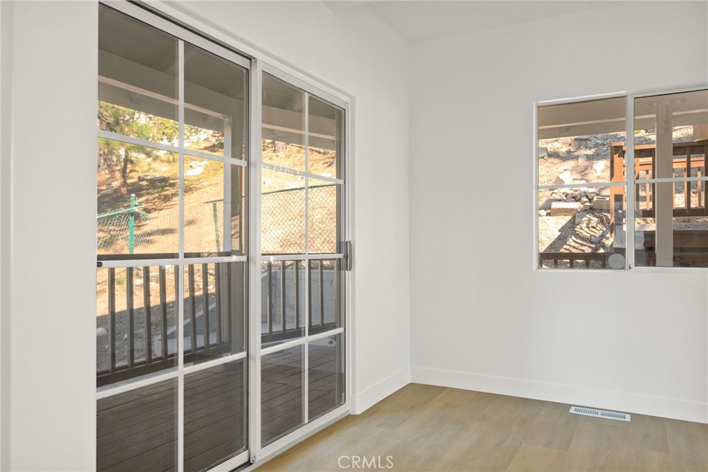 27757 North Bay Road Property Photo 20