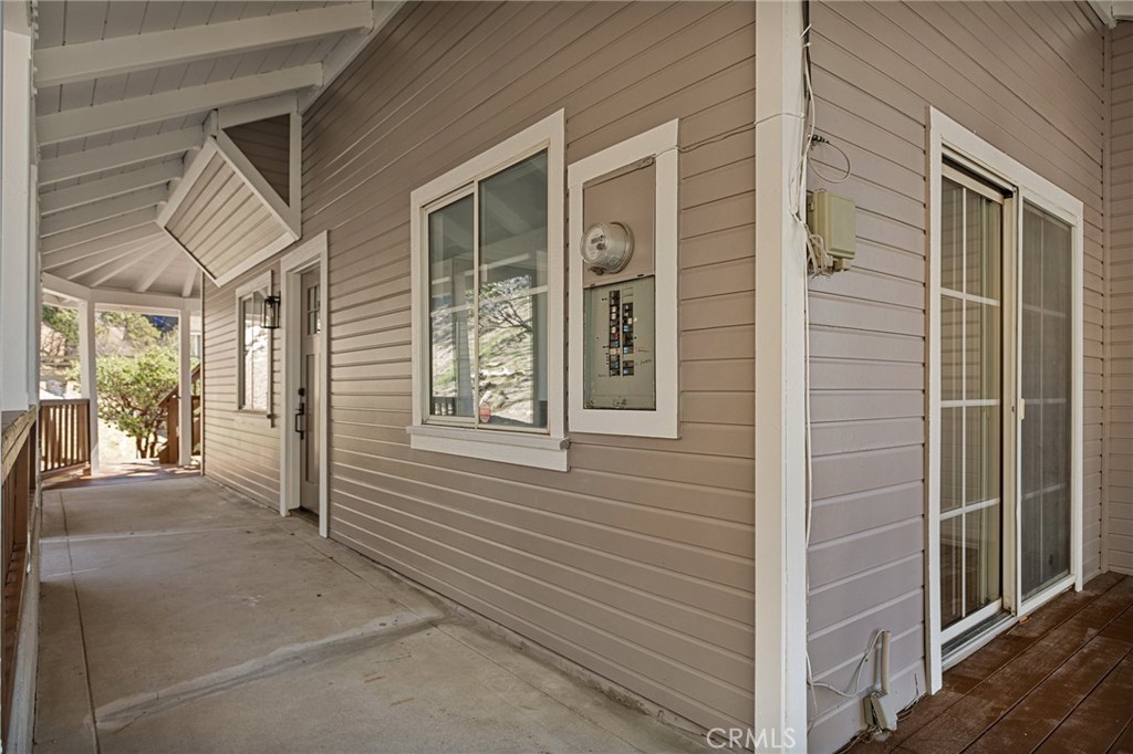 27757 North Bay Road Property Photo 31