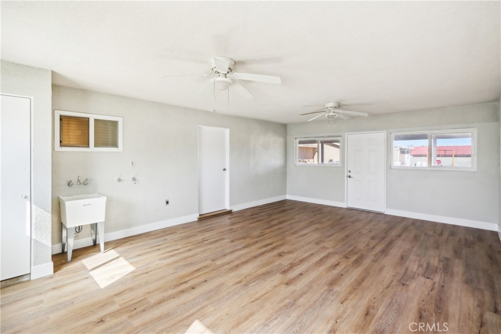 16621 Verano Street Property Photo 23