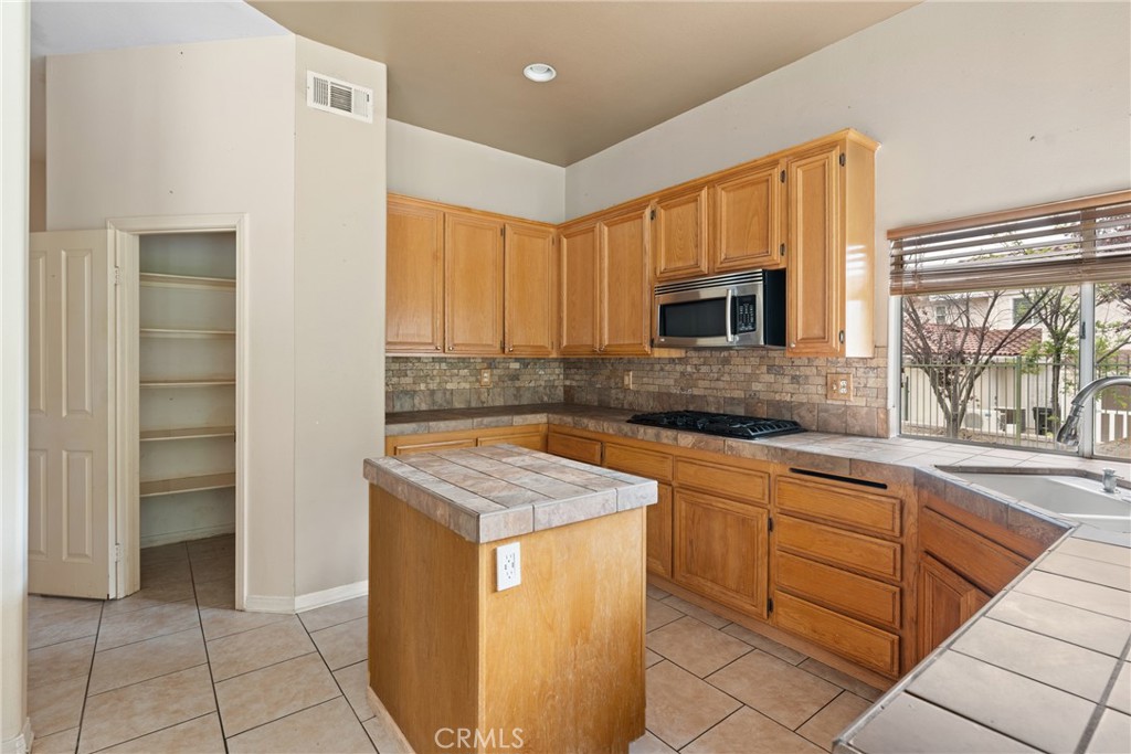 34865 Holly Avenue Property Photo 14