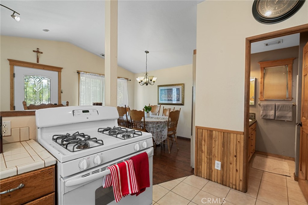 209 W Meadow Lane Property Photo 6