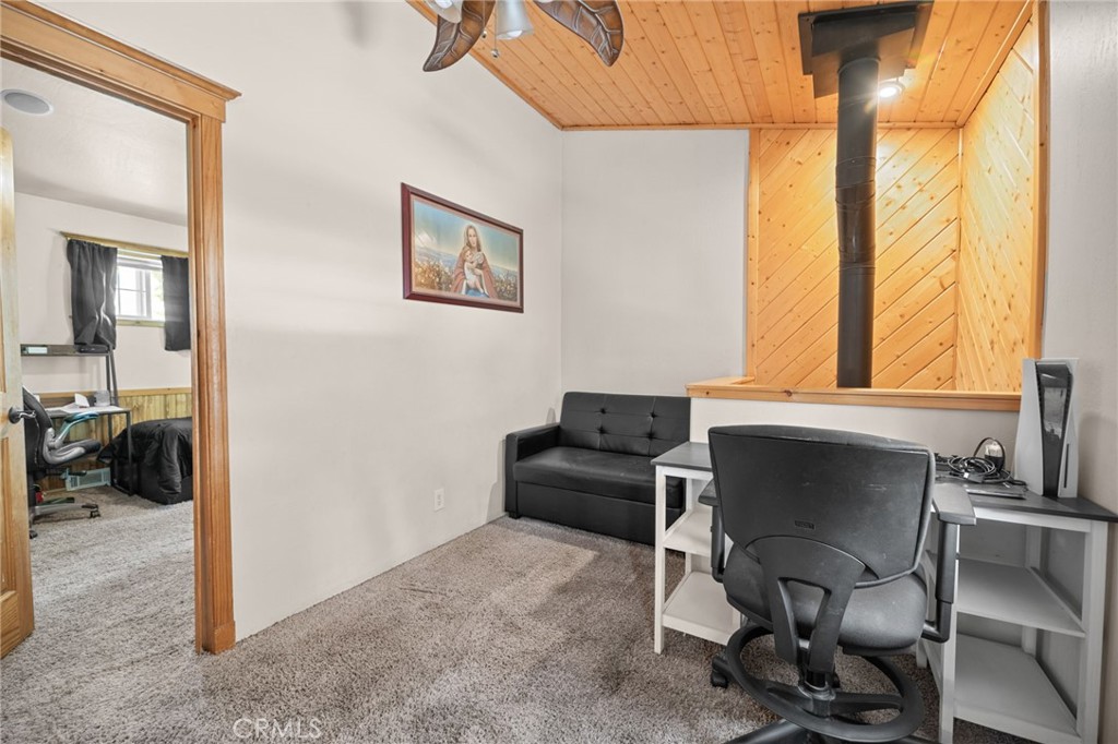 209 W Meadow Lane Property Photo 13