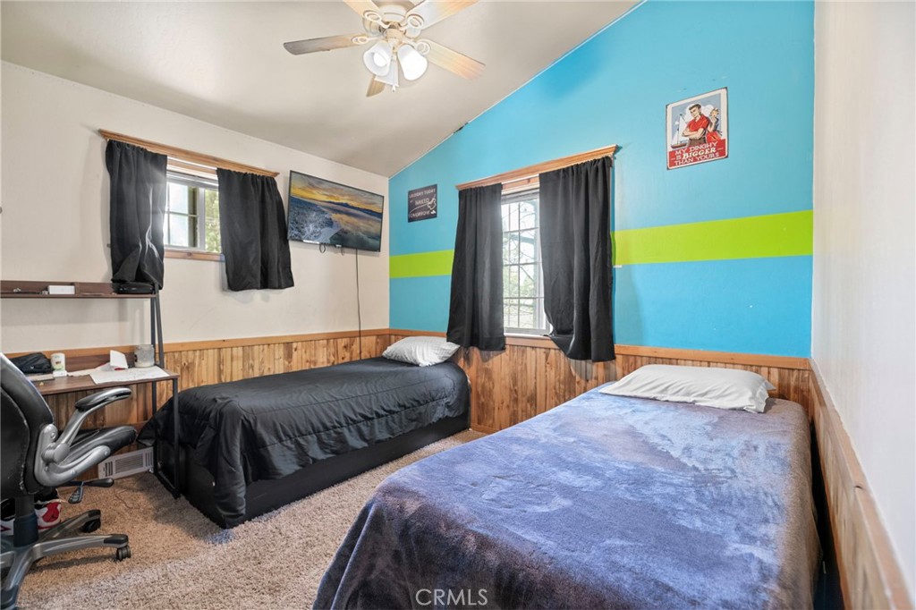 209 W Meadow Lane Property Photo 14