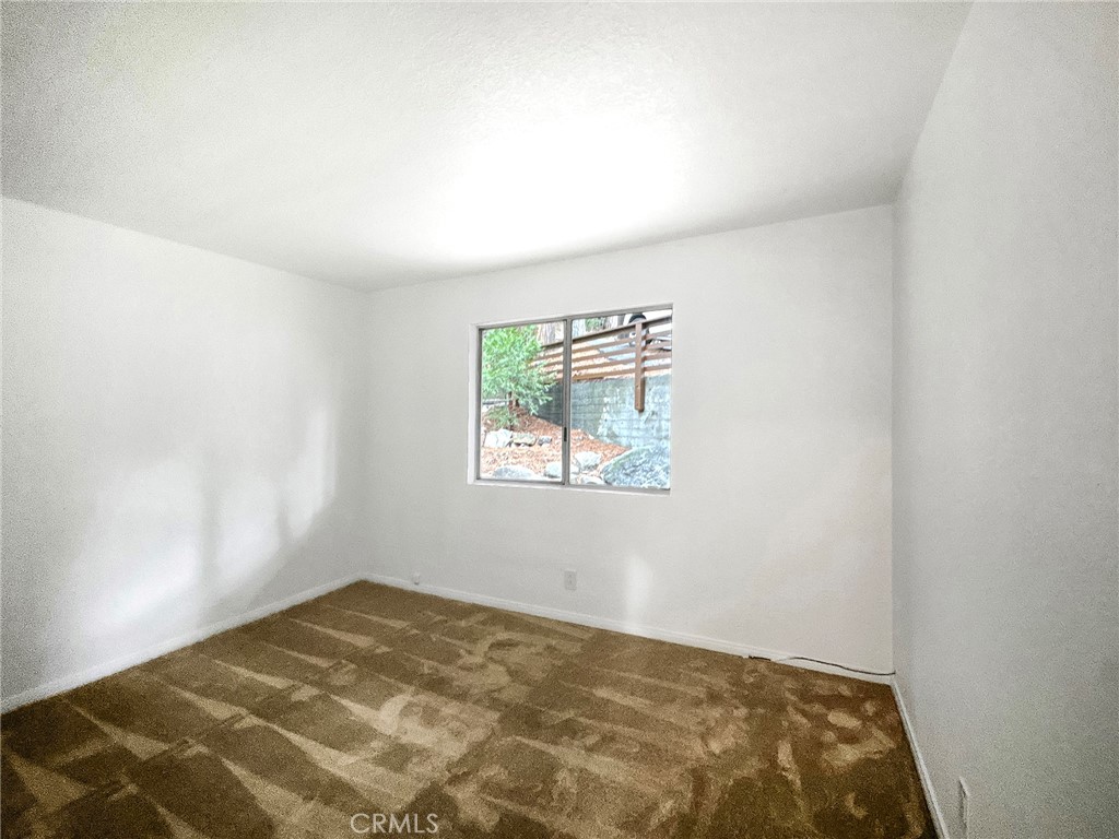 560 Rose Lane Property Photo 28