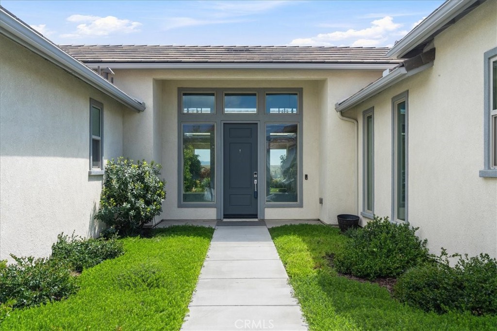 1413 Ellerg Way Property Photo 2
