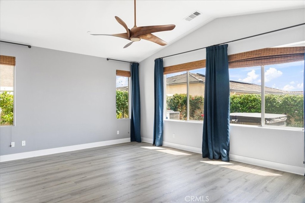 1413 Ellerg Way Property Photo 13