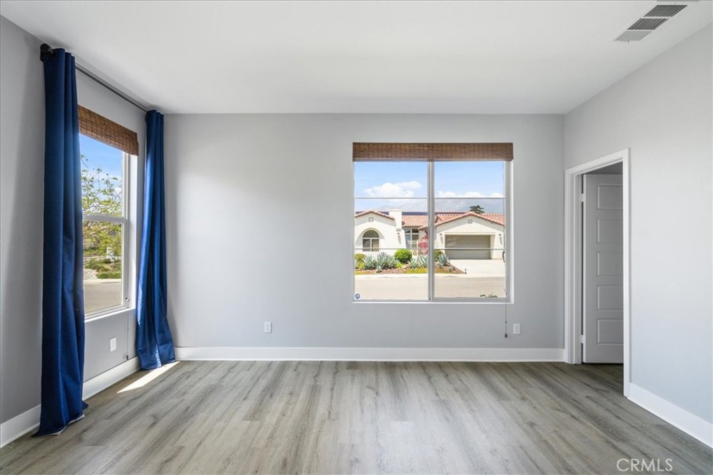 1413 Ellerg Way Property Photo 18