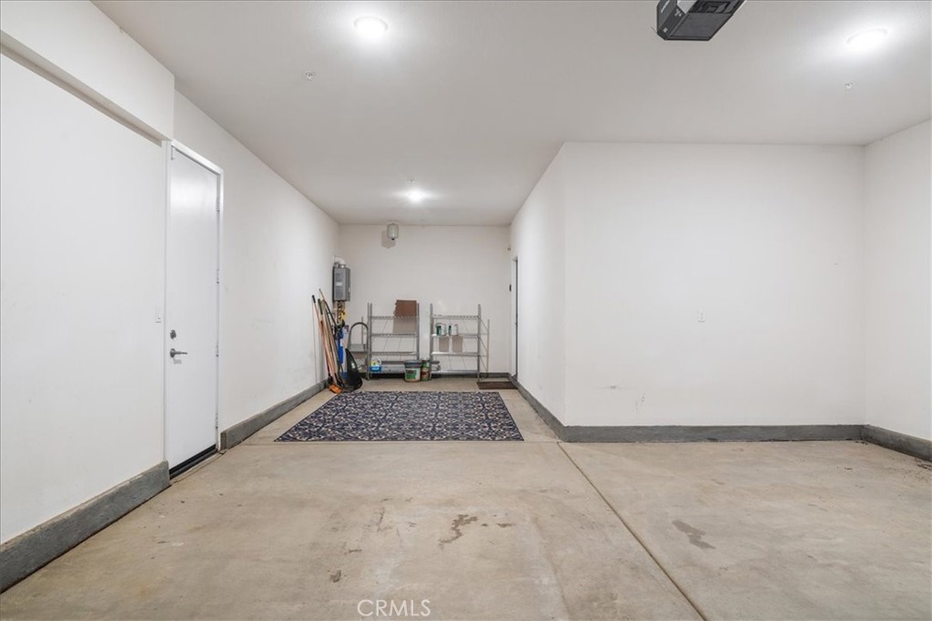 1413 Ellerg Way Property Photo 27