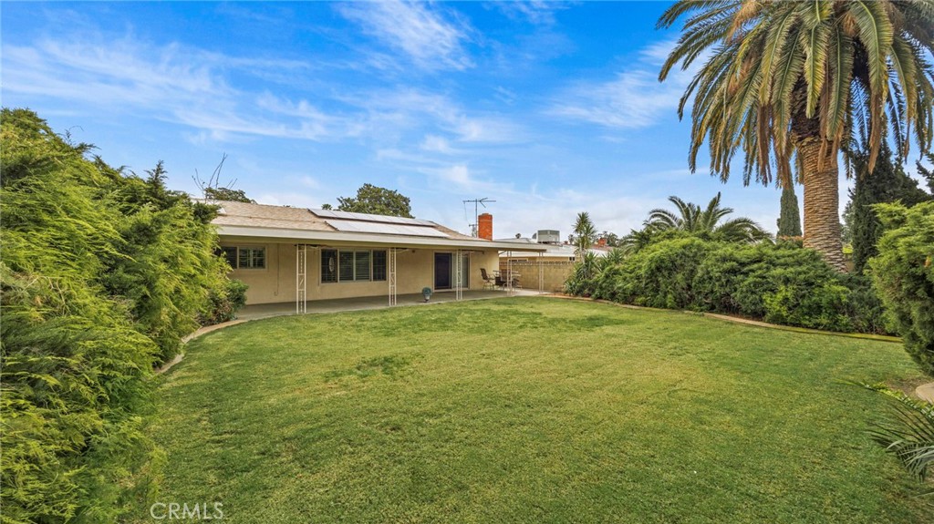 9358 Emerald Avenue Property Photo 22