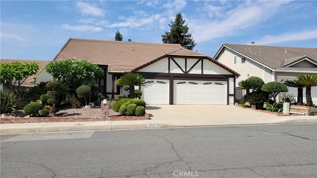 7368 Greenbriar Place Property Photo 1
