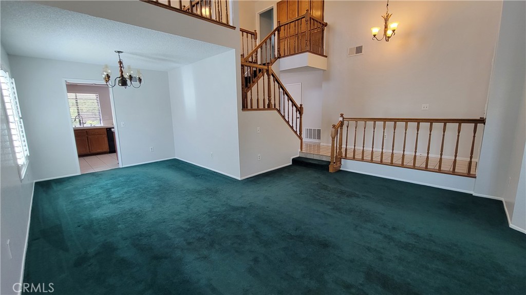7368 Greenbriar Place Property Photo 9