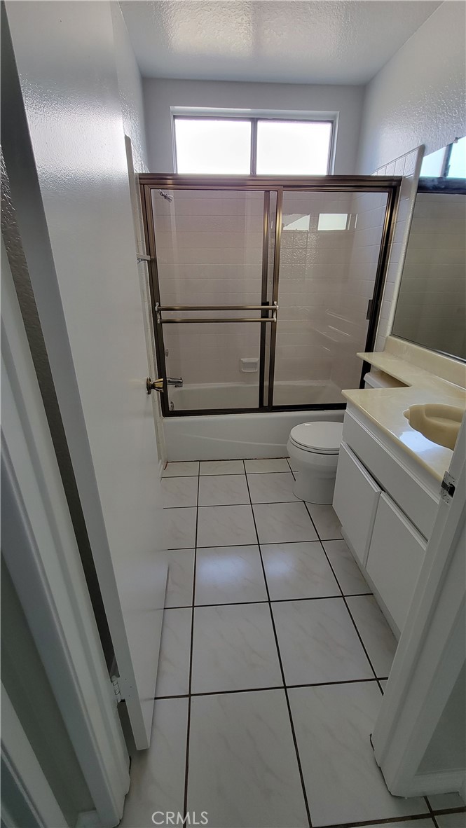 7368 Greenbriar Place Property Photo 12